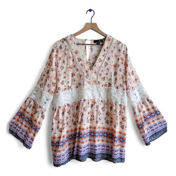 Suzanne Betro Boho Crochet V-Neck Floral Top Size 1X Cream Peach - Picture 1 of 9